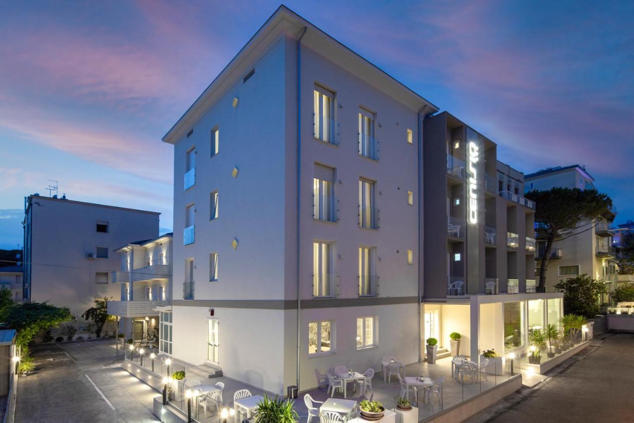Hotel Cenisio Rimini Exteriör bild