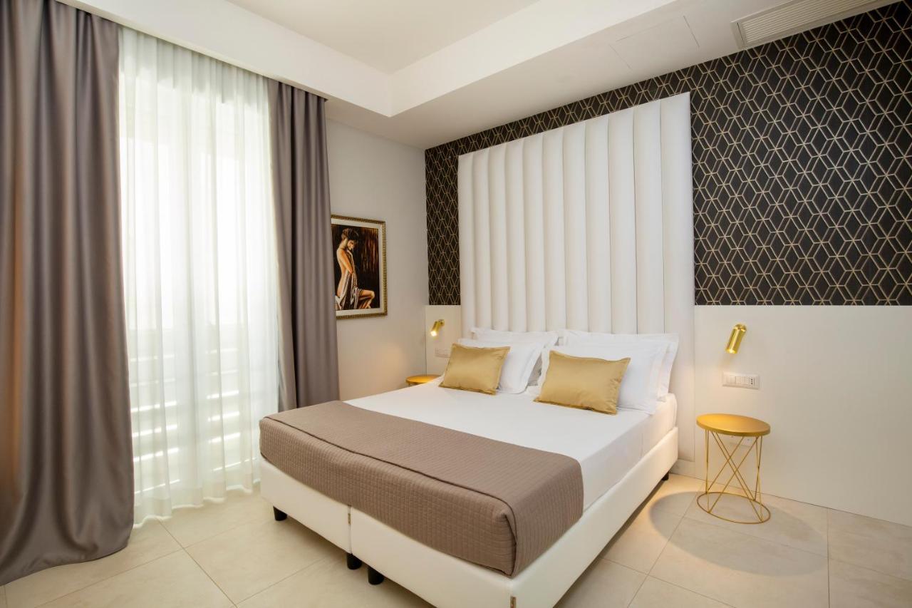 Hotel Cenisio Rimini Exteriör bild